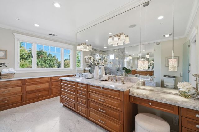 150 Doherty Way, Redwood City, CA 94061