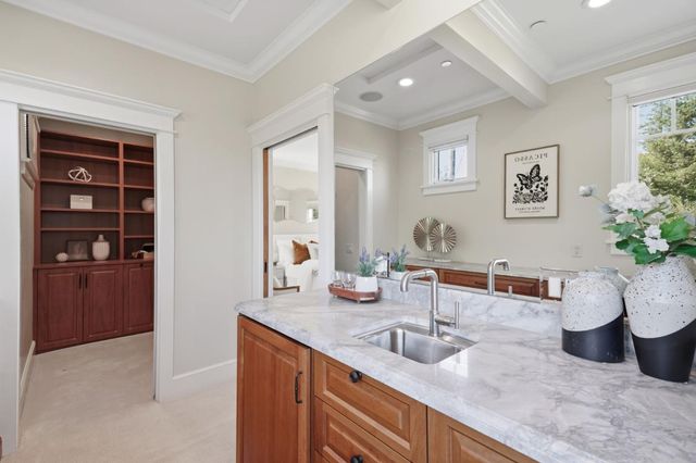 150 Doherty Way, Redwood City, CA 94061