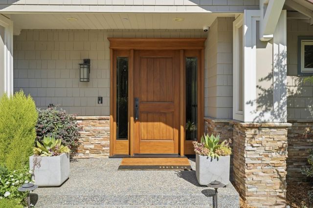 150 Doherty Way, Redwood City, CA 94061