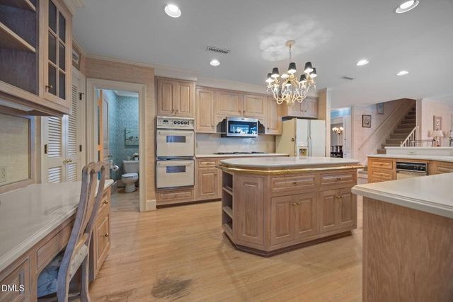 3025 N Fairway Drive, Burlington, NC 27215