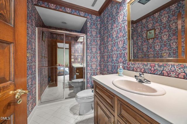 3025 N Fairway Drive, Burlington, NC 27215