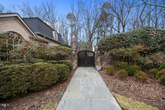 3025 N Fairway Drive, Burlington, NC 27215