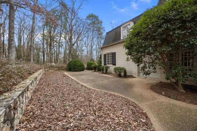 3025 N Fairway Drive, Burlington, NC 27215