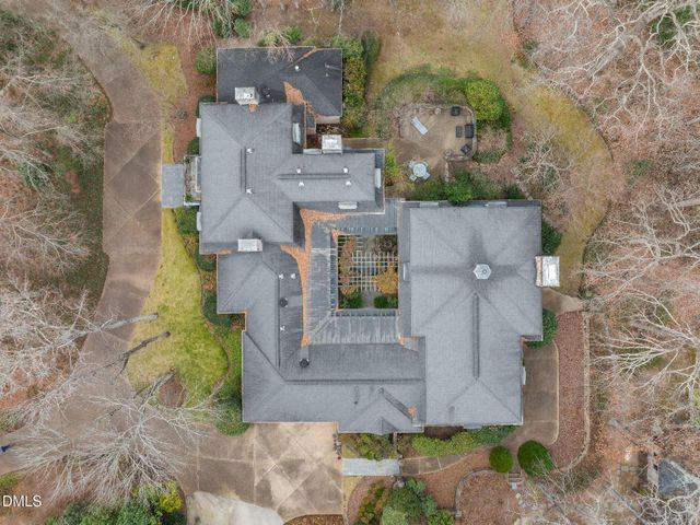 3025 N Fairway Drive, Burlington, NC 27215