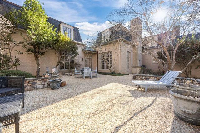 3025 N Fairway Drive, Burlington, NC 27215