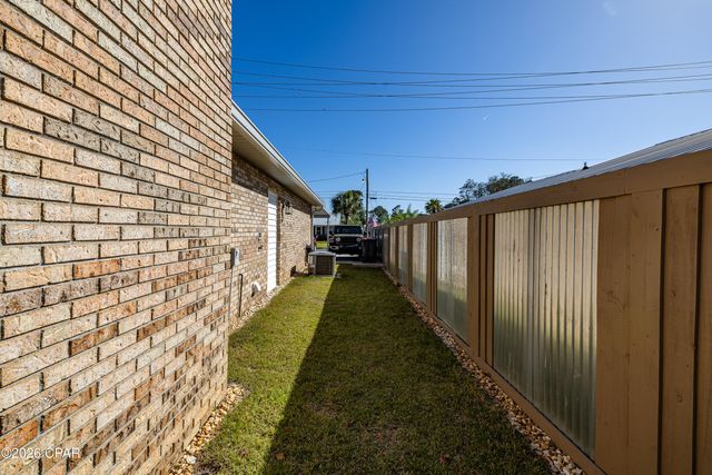 6537 Pine Drive, Panama City, FL 32408