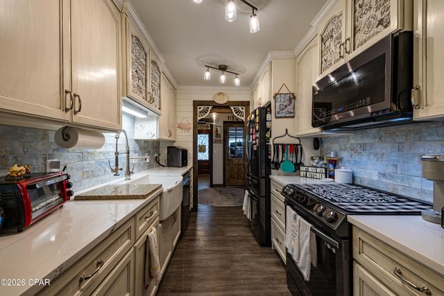 6537 Pine Drive, Panama City, FL 32408