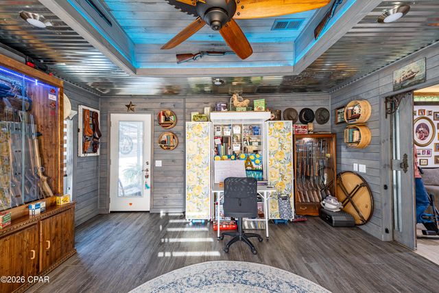 6537 Pine Drive, Panama City, FL 32408