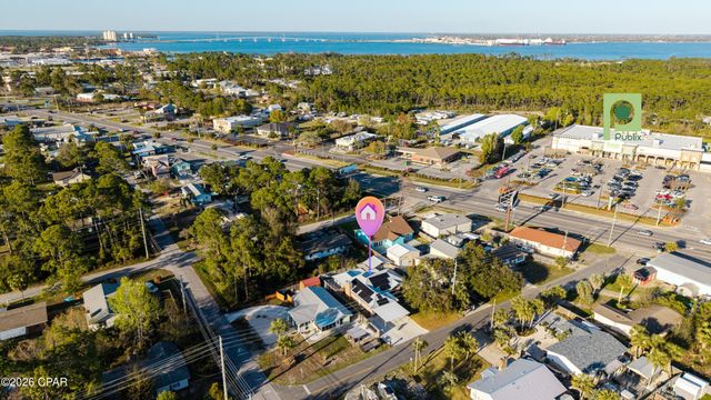 6537 Pine Drive, Panama City, FL 32408