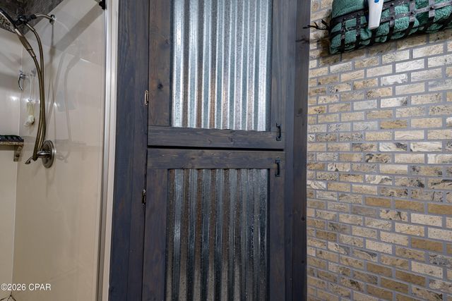 6537 Pine Drive, Panama City, FL 32408