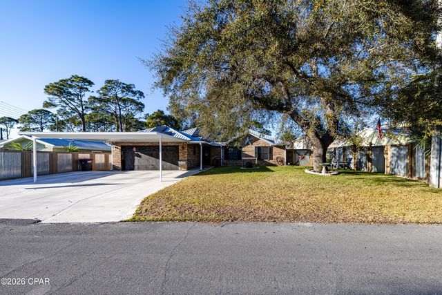 6537 Pine Drive, Panama City, FL 32408