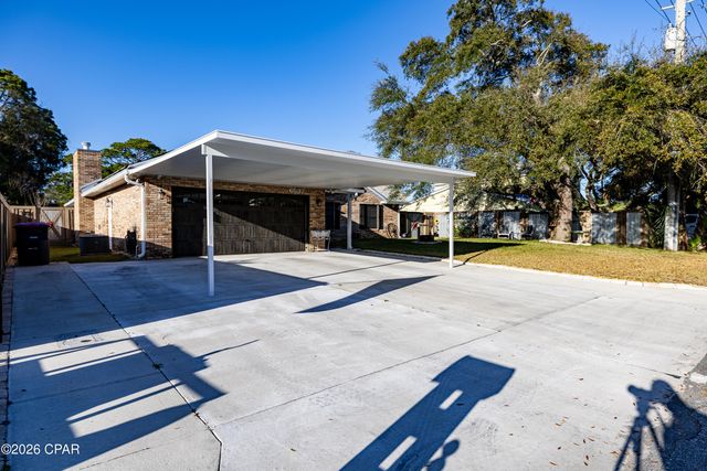 6537 Pine Drive, Panama City, FL 32408