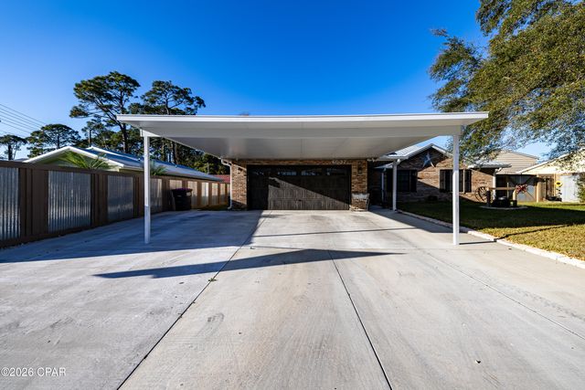 6537 Pine Drive, Panama City, FL 32408