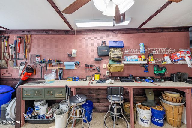 6537 Pine Drive, Panama City, FL 32408