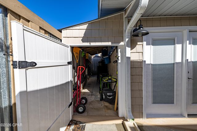 6537 Pine Drive, Panama City, FL 32408