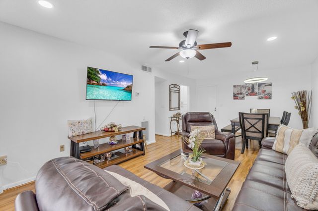 504 Davis Road 86, Palm Springs, FL 33461