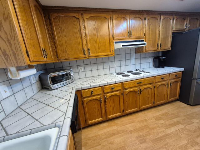 1497 Bridgeport Ln, Manteca, CA 95336