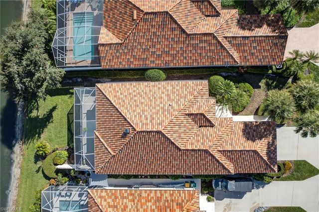 3956 Isla Ciudad CT, Naples, FL 34109