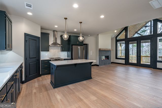 325 River Mountain Road, Murphy, NC 28906