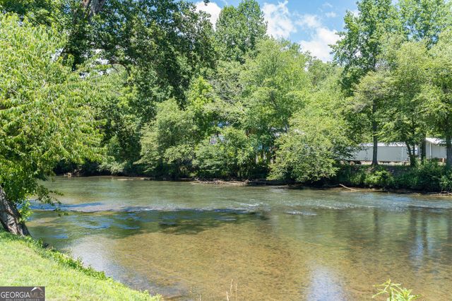 325 River Mountain Road, Murphy, NC 28906