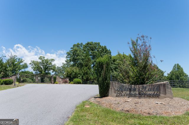 325 River Mountain Road, Murphy, NC 28906