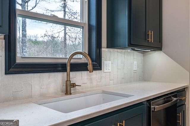 325 River Mountain Road, Murphy, NC 28906