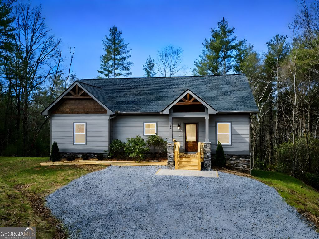 325 River Mountain Road, Murphy, NC 28906