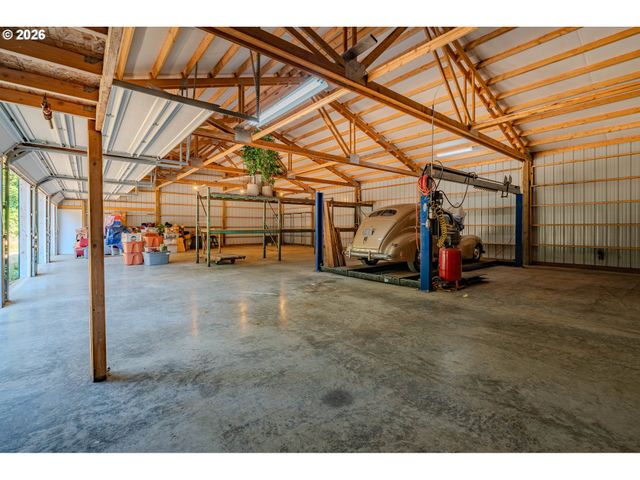 6012 Ne SALMON CREEK St, Vancouver, WA 98686