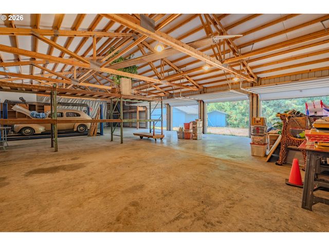 6012 Ne SALMON CREEK St, Vancouver, WA 98686