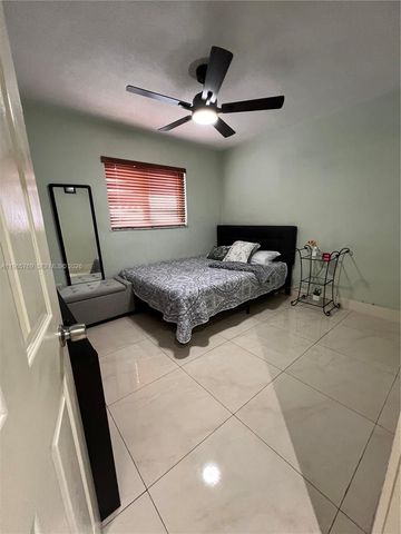 10382 SW 25th St, Miami, FL 33165