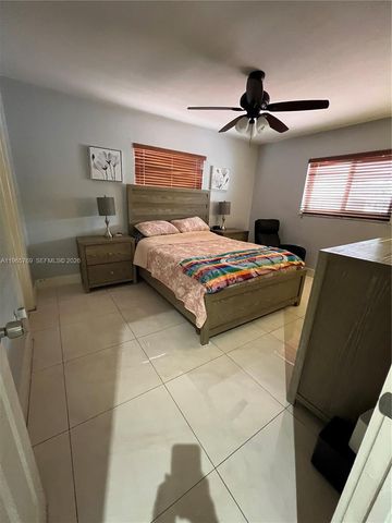 10382 SW 25th St, Miami, FL 33165