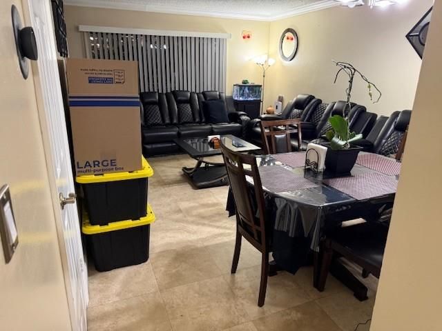 223 E Palm Cir E 223, Pembroke Pines, FL 33025