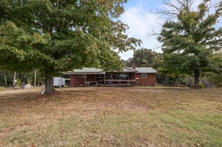 1530 Herman Adams Rd, Cumberland City, TN 37050
