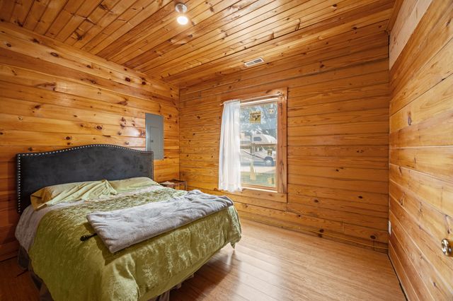 560 Hart Grove Road, Owingsville, KY 40360