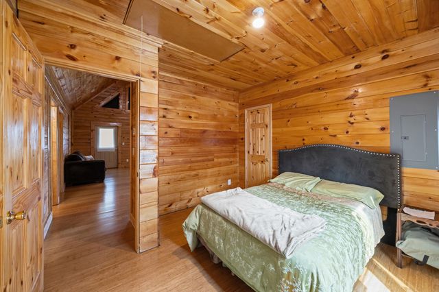 560 Hart Grove Road, Owingsville, KY 40360