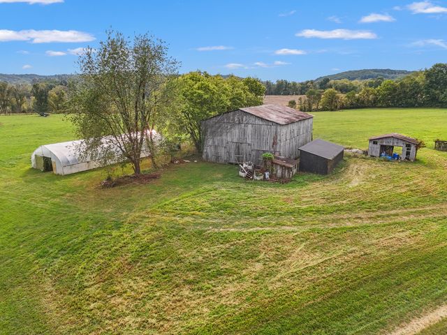 560 Hart Grove Road, Owingsville, KY 40360