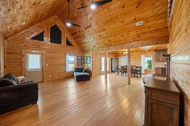 560 Hart Grove Road, Owingsville, KY 40360