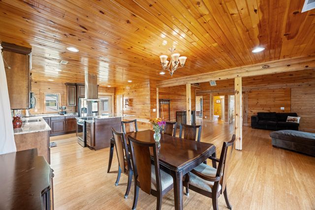 560 Hart Grove Road, Owingsville, KY 40360