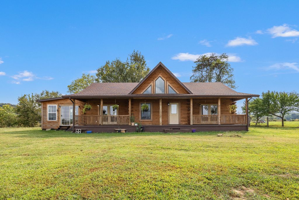 560 Hart Grove Road, Owingsville, KY 40360