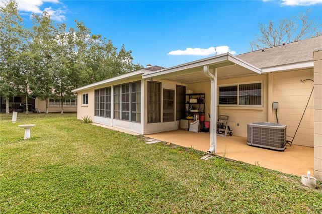 9651 SW 85TH TERRACE D, Ocala, FL 34481