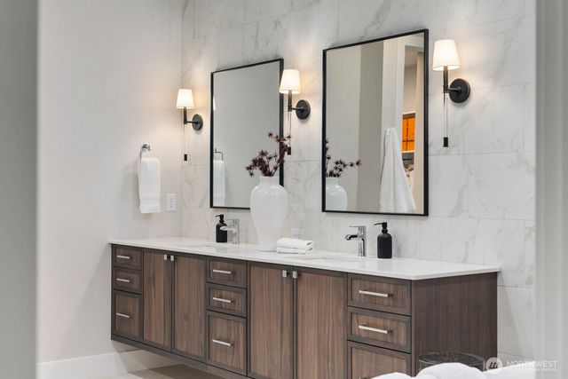 1063 164th Place NE, Bellevue, WA 98008