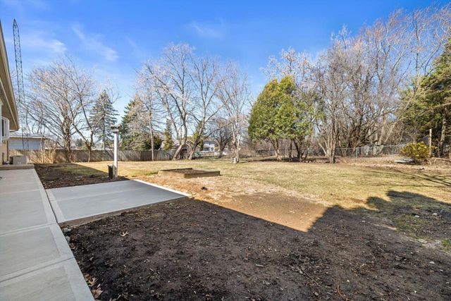 5506 82nd STREET, Kenosha, WI 53142