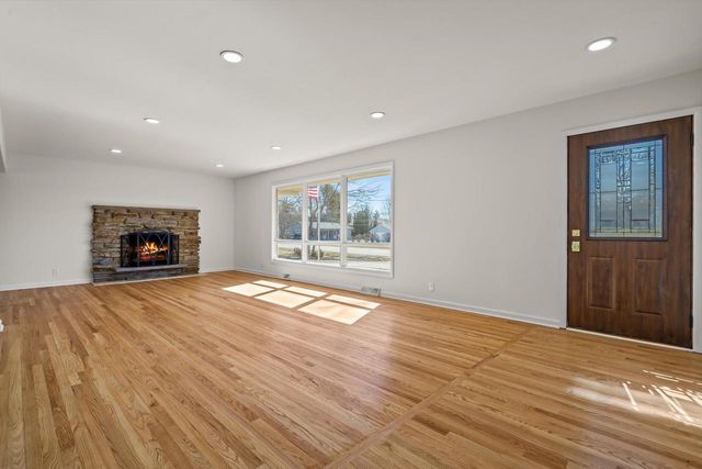 5506 82nd STREET, Kenosha, WI 53142