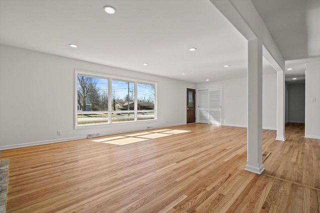 5506 82nd STREET, Kenosha, WI 53142