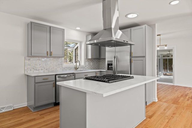 5506 82nd STREET, Kenosha, WI 53142