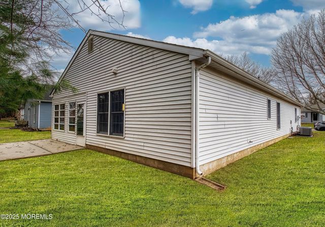 1493 Forelle Lane, Toms River, NJ 08755