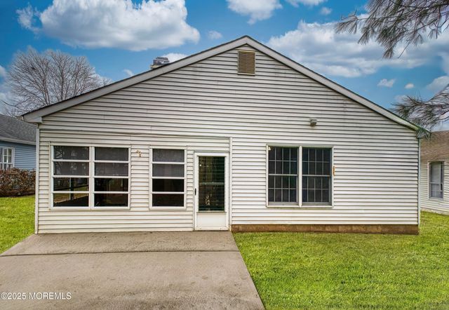 1493 Forelle Lane, Toms River, NJ 08755