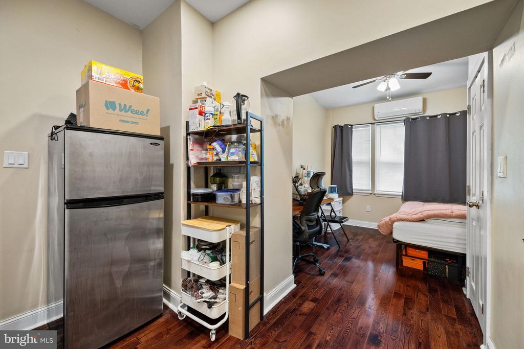 4633 WALNUT ST #UNIT B, Philadelphia, PA 19139