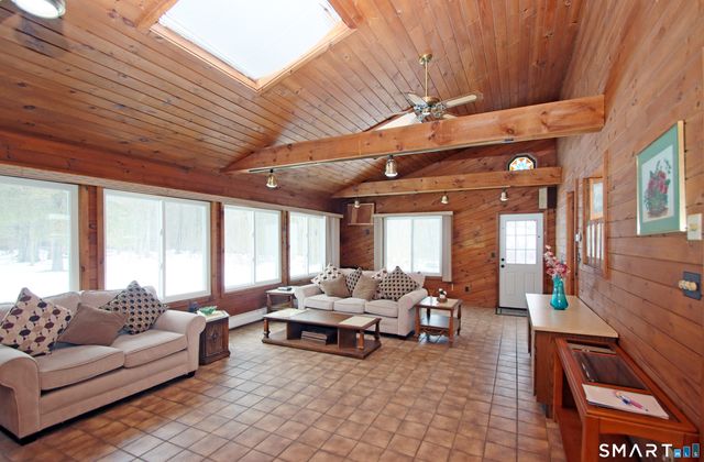 60 Hawthorne Drive, Monroe, CT 06468