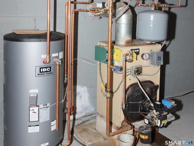 60 Hawthorne Drive, Monroe, CT 06468